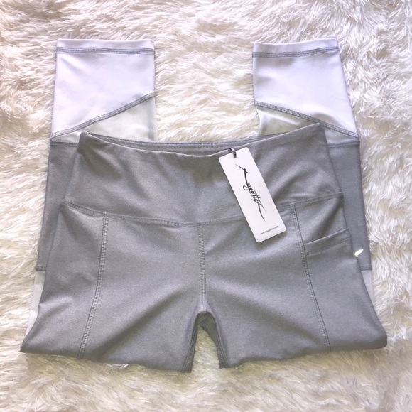 X By Gottex Power Hi Waist Capri Legging - Picture 4 of 8